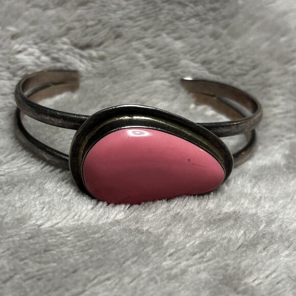 Vintage ATI Mexico Sterling Silver Pink Faux Coral Split Shank Cuff Bracelet - Picture 2 of 5